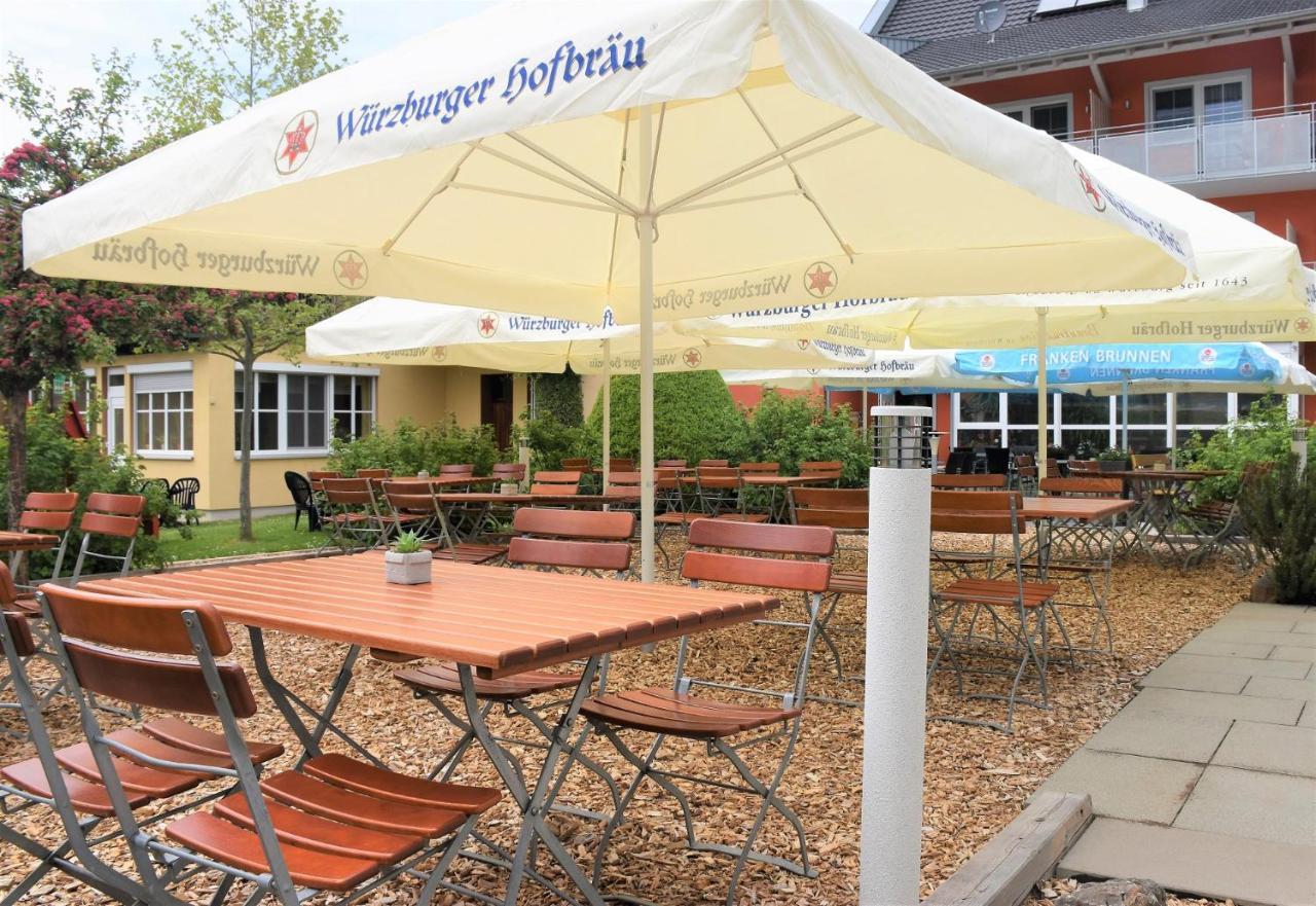 Gasthaus Zum Stern Gollhofen Ngoại thất bức ảnh